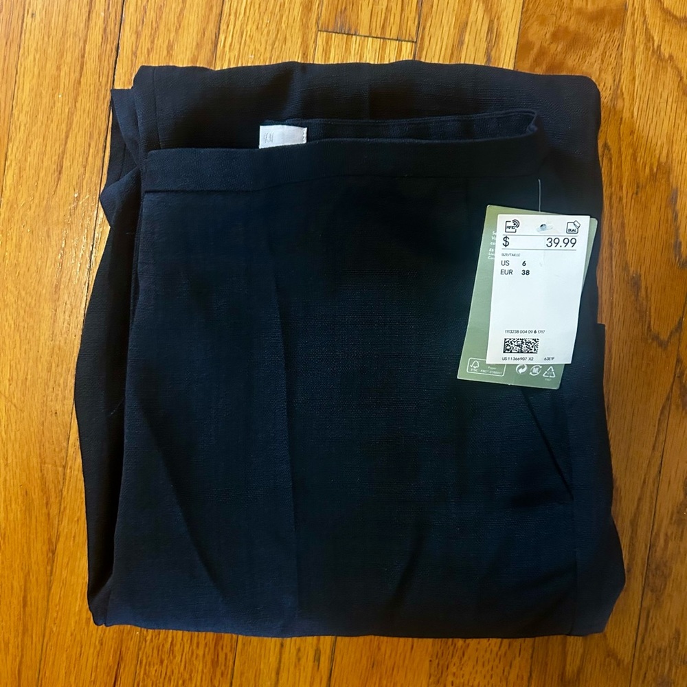 NWT H&M Wide Leg Pleated Black Trousers
